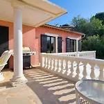 La Dolce 11 Sleeps Pool & Landscaped Garden Vila *
