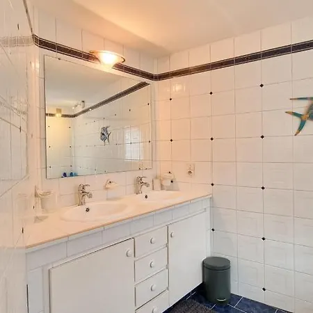 La Dolce 11 Sleeps Pool & Landscaped Garden