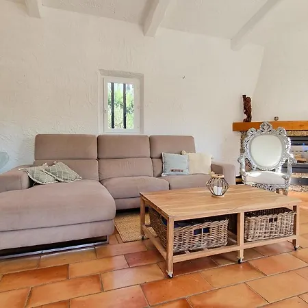 Villa La Dolce 11 Sleeps Pool & Landscaped Garden