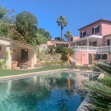 Villa La Dolce 11 Sleeps Pool & Landscaped Garden *