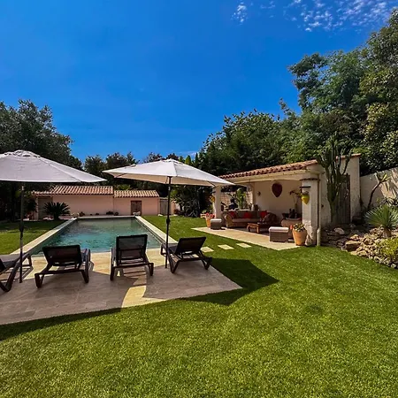ヴィラ La Dolce 11 Sleeps Pool & Landscaped Garden *