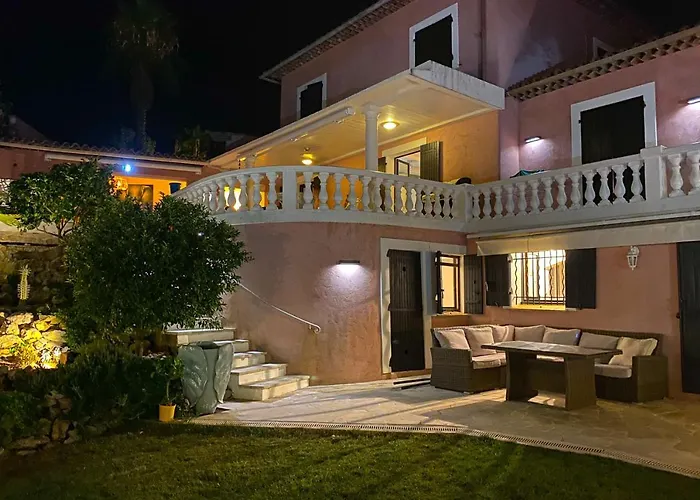 Villa La Dolce 11 Sleeps Pool&landscaped Garden *
