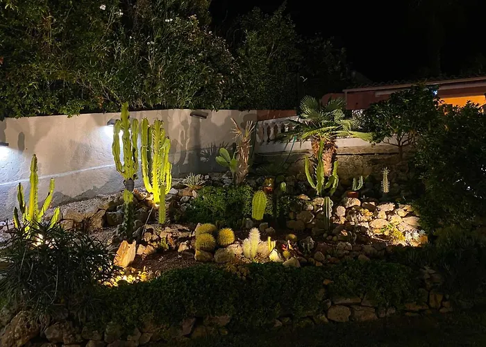 La Dolce 11 Sleeps Pool&landscaped Garden Villa *