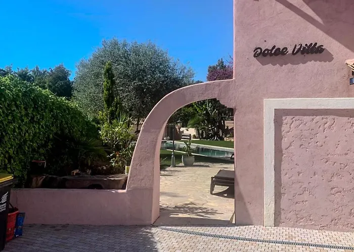 La Dolce 11 Sleeps Pool&landscaped Garden Villa